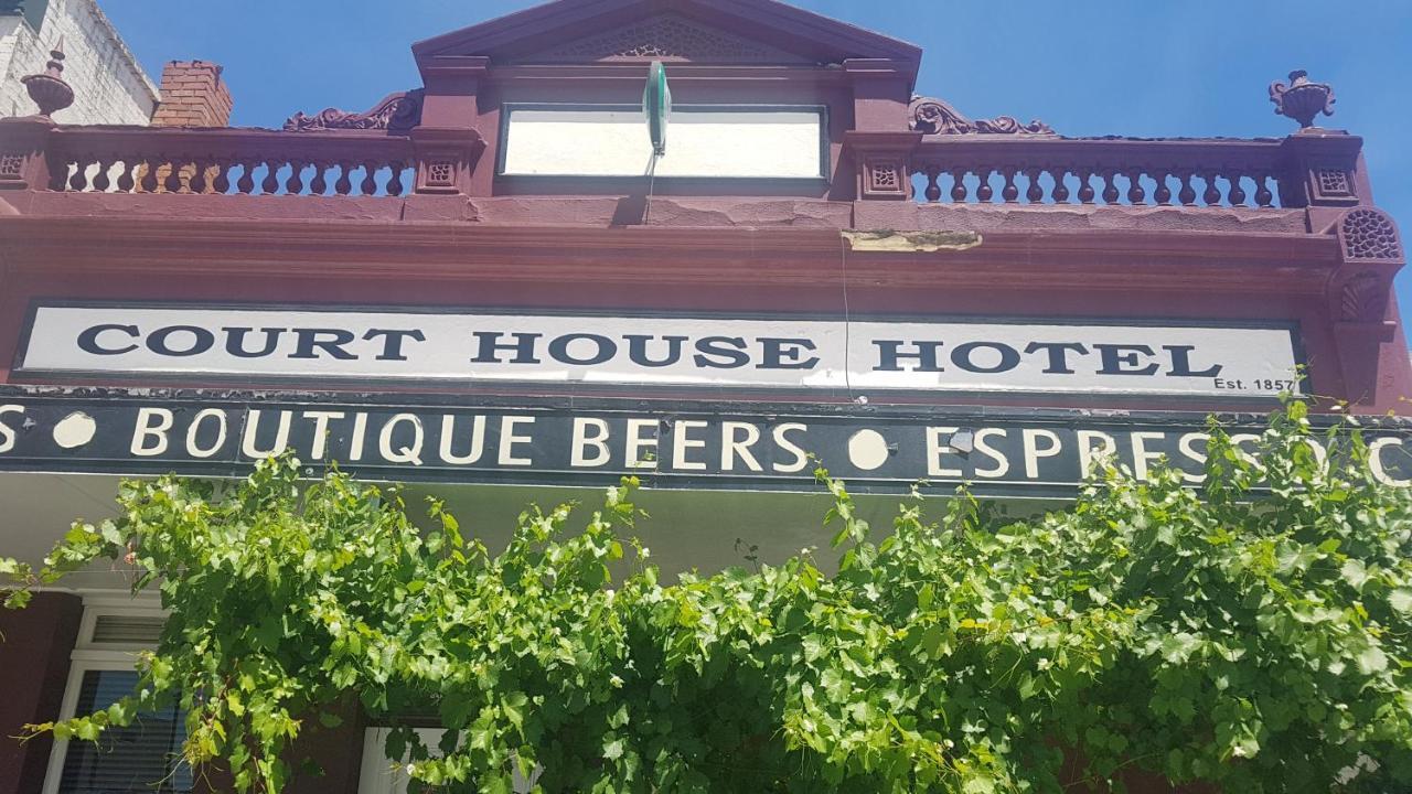 אראראט Courthouse Hotel מראה חיצוני תמונה