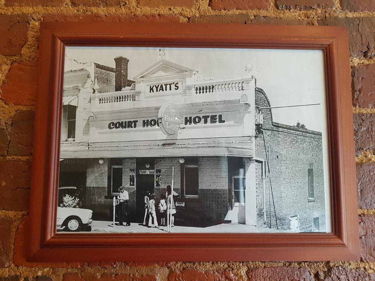 אראראט Courthouse Hotel מראה חיצוני תמונה