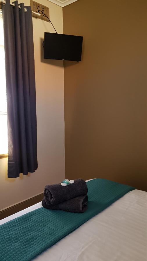 אראראט Courthouse Hotel מראה חיצוני תמונה